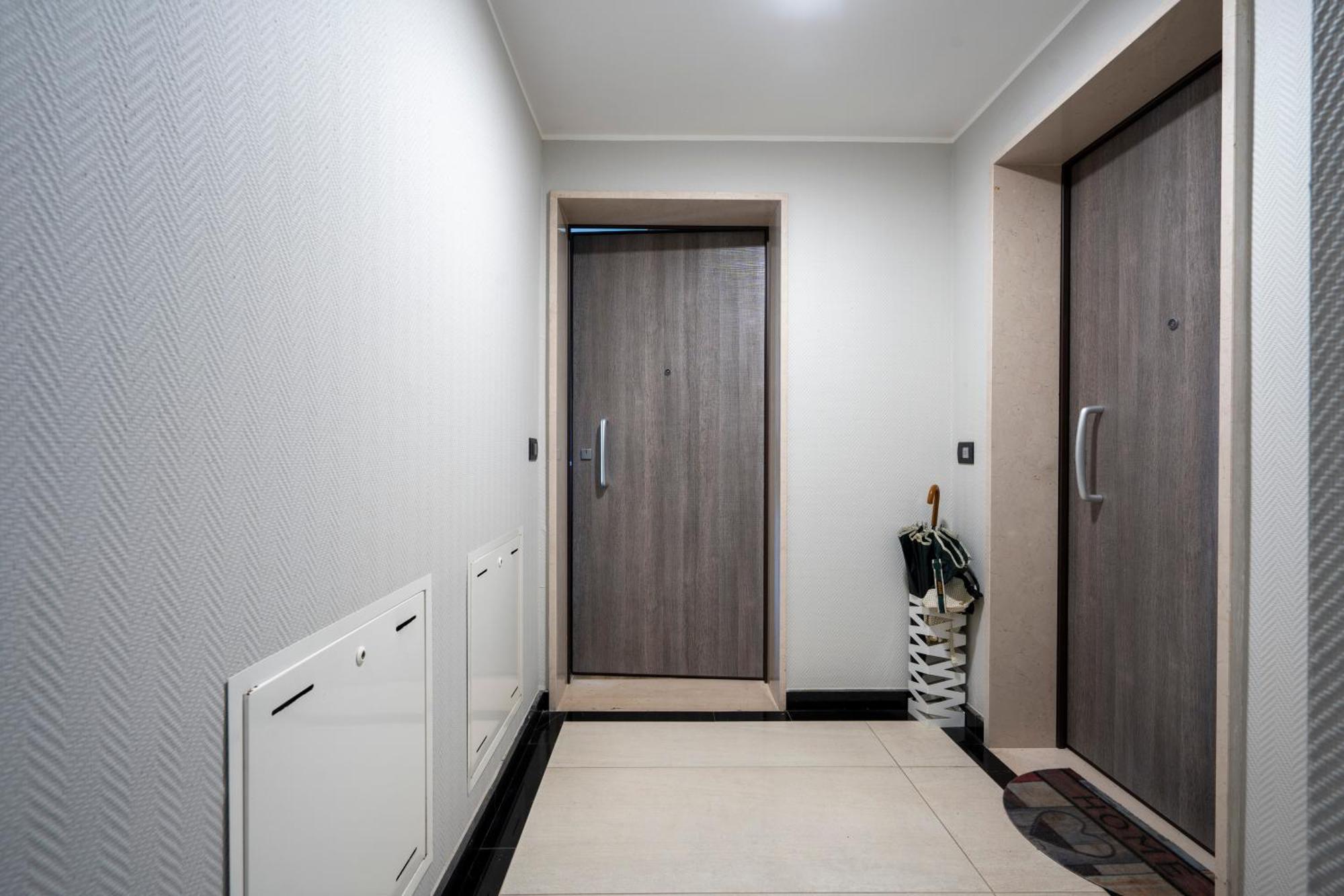 Kind Park - Sleek Apartment With Terrace & Parking Μπάρι Εξωτερικό φωτογραφία